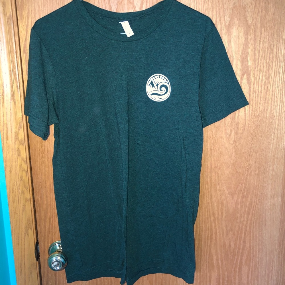 over sized vsco girl tee